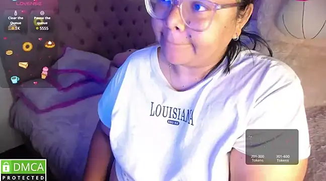 Snapshot of KittyHot20 chatting on March 3, 1:10 am KittyHot20 online show from March 3, 1:10 am