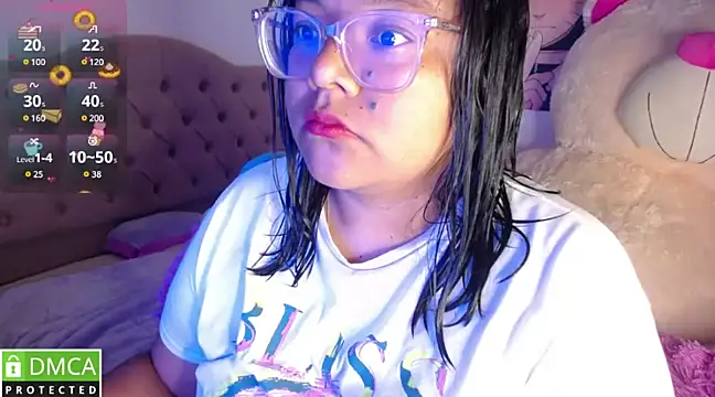 Snapshot of KittyHot20 chatting on March 14, 10:18 am KittyHot20 online show from March 14, 10:18 am