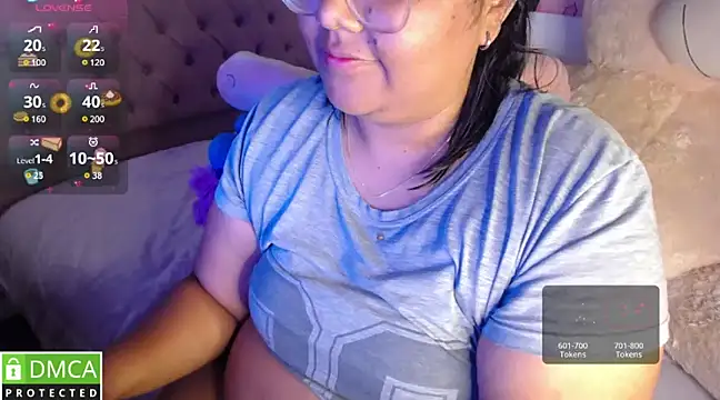 Snapshot of KittyHot20 chatting on March 15, 10:22 pm KittyHot20 online show from March 15, 10:22 pm