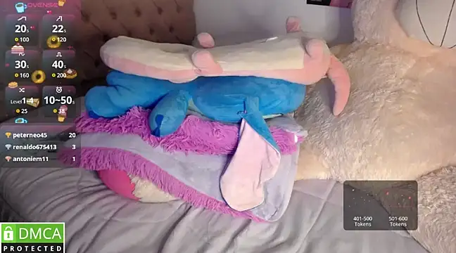 Snapshot of KittyHot20 chatting on March 17, 1:24 am KittyHot20 online show from March 17, 1:24 am