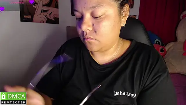 Snapshot of KittyHot20 chatting on September 30, 5:12 am KittyHot20 online show from September 30, 5:12 am