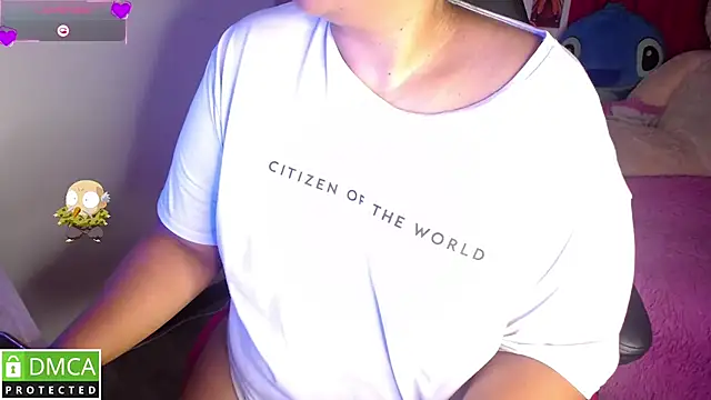 Snapshot of KittyHot20 chatting on October 8, 4:59 pm KittyHot20 online show from October 8, 4:59 pm