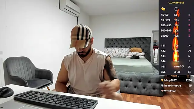 supermanboy94 online show from October 14, 5:41 am