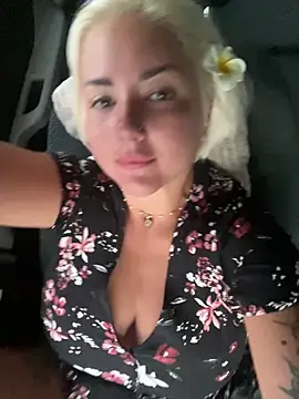 Snapshot of _morpho_ chatting on January 11, 12:12 am morpho online show from January 11, 12:12 am