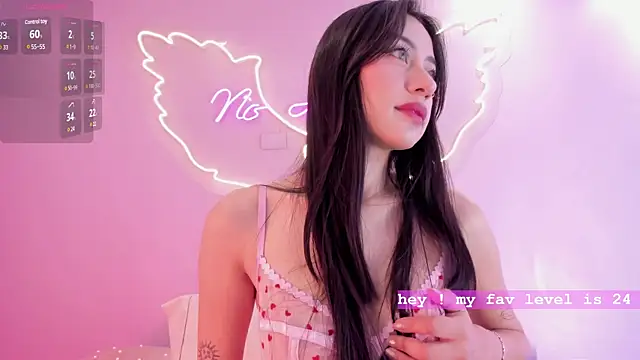 Snapshot of valerymonroe chatting on December 24, 10:44 am valerymonroe online show from December 24, 10:44 am