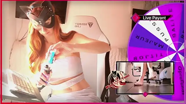 MissSweetYumi online show from March 19, 9:35 am