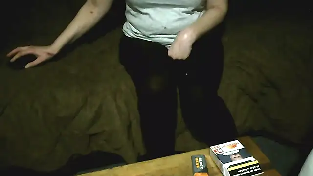 Everydayonli online show from March 8, 9:07 pm