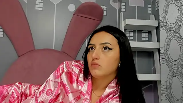 Lesly sexy4u online show from March 21, 7:00 am