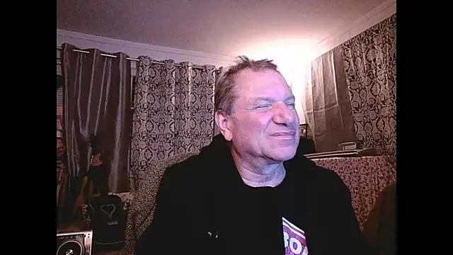 coryassman online show from December 14, 4:34 am