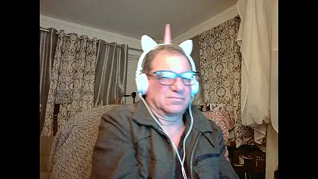 coryassman online show from February 9, 11:04 am