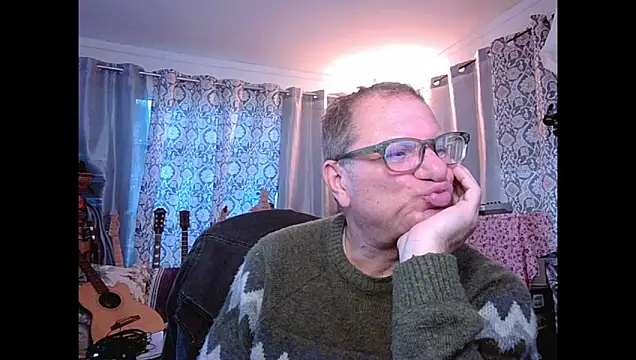 Snapshot of coryassman chatting on February 12, 11:55 pm coryassman online show from February 12, 11:55 pm