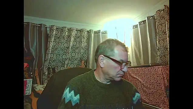 Snapshot of coryassman chatting on March 2, 11:28 am coryassman online show from March 2, 11:28 am