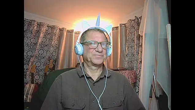 Snapshot of coryassman chatting on March 6, 11:28 am coryassman online show from March 6, 11:28 am