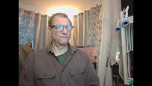 Snapshot of coryassman chatting on March 7, 1:24 am coryassman online show from March 7, 1:24 am