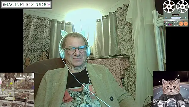 Snapshot of coryassman chatting on March 31, 7:42 am coryassman online show from March 31, 7:42 am