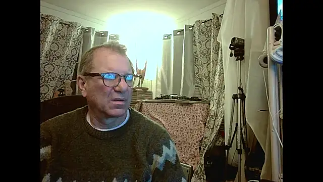 coryassman online show from April 26, 10:24 am