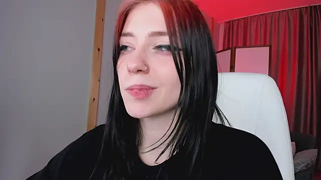 arielabradberry online show from December 10, 7:43 pm