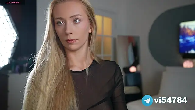 Snapshot of Vika54784 chatting on January 21, 3:21 pm Vika54784 online show from January 21, 3:21 pm