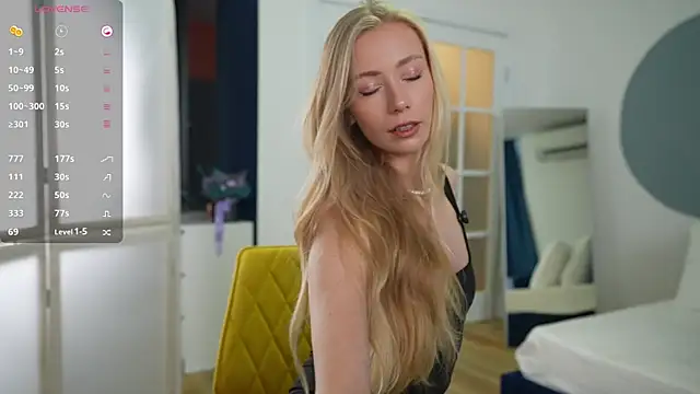 Snapshot of Vika54784 chatting on February 27, 4:09 am Vika54784 online show from February 27, 4:09 am