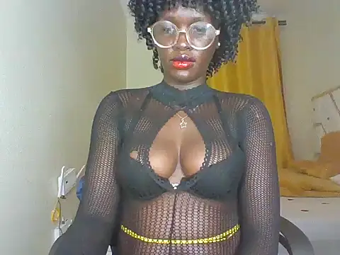 Snapshot of cutesmiling chatting on March 18, 5:31 am cutesmiling online show from March 18, 5:31 am
