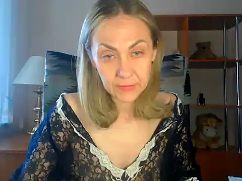 Tanya6547 online show from May 1, 7:35 am