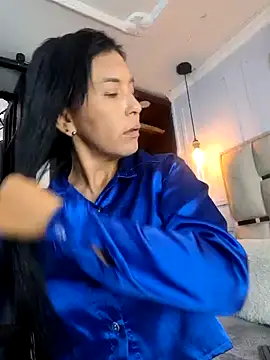 Snapshot of Angel_Perv chatting on February 13, 11:17 am Angel Perv online show from February 13, 11:17 am