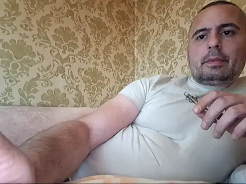 Snapshot of Basszos88i chatting on October 25, 4:02 pm Basszos88i online show from October 25, 4:02 pm