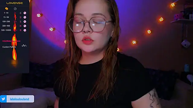 lala loulou land online show from October 19, 8:20 pm