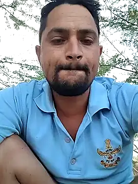 Snapshot of lovesuna chatting on April 2, 1:25 am lovesuna online show from April 2, 1:25 am