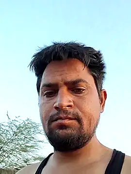 Snapshot of lovesuna chatting on May 9, 12:49 am lovesuna online show from May 9, 12:49 am