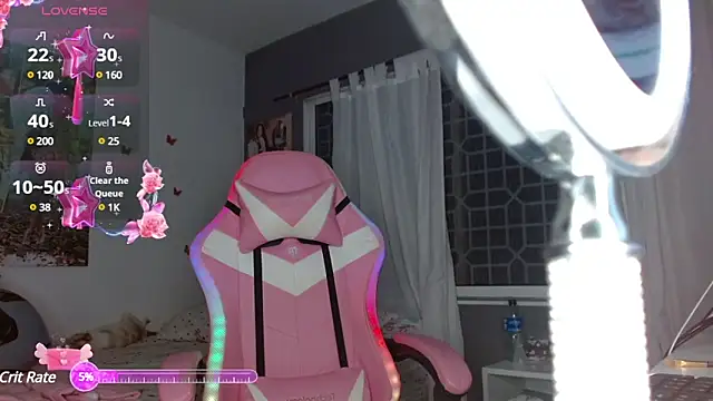 sexy valentina1 online show from December 11, 11:21 pm