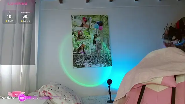 Snapshot of sexy_valentina1 chatting on November 6, 9:26 pm sexy valentina1 online show from November 6, 9:26 pm