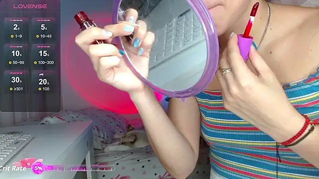 Snapshot of sexy_valentina1 chatting on December 5, 1:14 am sexy valentina1 online show from December 5, 1:14 am