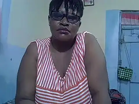 Snapshot of sexy_bigboobss chatting on September 22, 6:43 pm sexy bigboobss online show from September 22, 6:43 pm