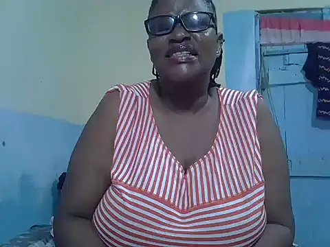 Snapshot of sexy_bigboobss chatting on October 9, 7:34 pm sexy bigboobss online show from October 9, 7:34 pm