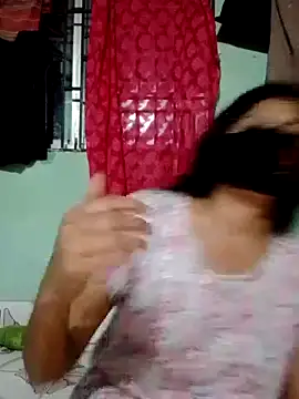 Cute Nipa online show from September 17, 4:30 pm