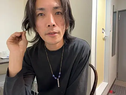 Snapshot of Katakuriko-Denpun chatting on November 24, 12:05 pm Katakuriko-Denpun online show from November 24, 12:05 pm