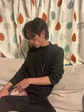 Snapshot of Katakuriko-Denpun chatting on January 6, 1:26 pm Katakuriko-Denpun online show from January 6, 1:26 pm