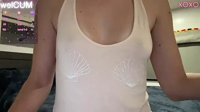 Snapshot of foreverkinky chatting on December 24, 12:22 am foreverkinky online show from December 24, 12:22 am