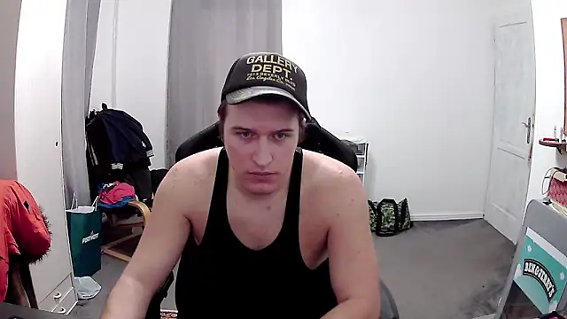 Snapshot of PKrisztian chatting on March 8, 3:38 pm PKrisztian online show from March 8, 3:38 pm