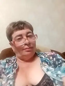 Lee Nell online show from December 9, 10:54 am