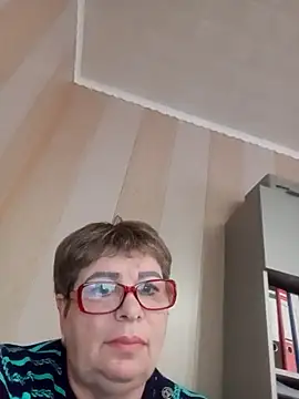 Lee Nell online show from February 20, 2:40 am