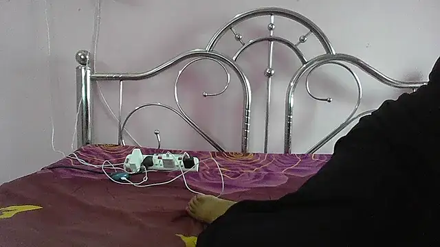 my-laila online show from March 28, 7:30 am