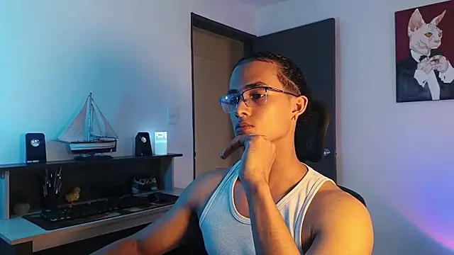 Snapshot of alejo_x3 chatting on November 1, 10:12 pm alejo x3 online show from November 1, 10:12 pm