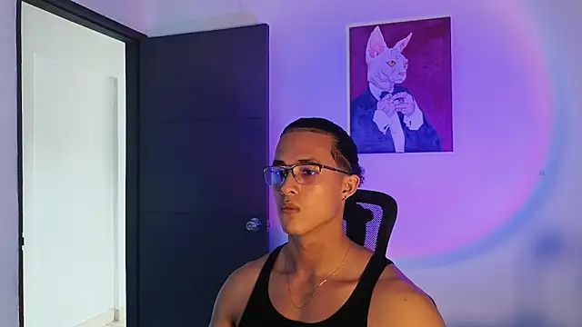 Snapshot of alejo_x3 chatting on March 7, 9:23 pm alejo x3 online show from March 7, 9:23 pm