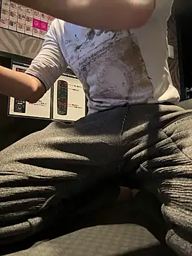 Snapshot of matu050556 chatting on February 15, 7:38 am matu050556 online show from February 15, 7:38 am