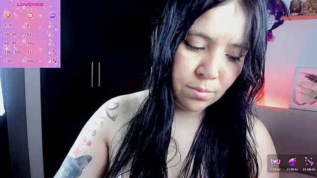 AilynRed online show from May 13, 4:10 am