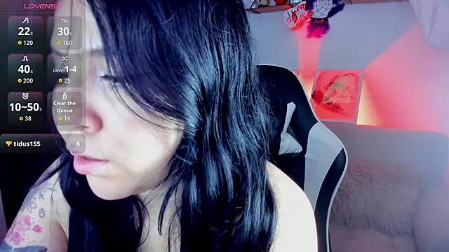AilynRed online show from May 17, 11:12 pm