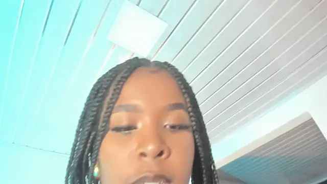 AlishaRogerrs online show from March 20, 2:32 pm