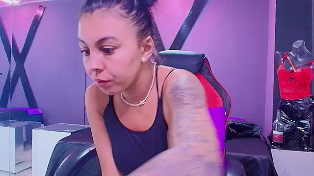 Juliet Nasty online show from February 11, 12:37 pm